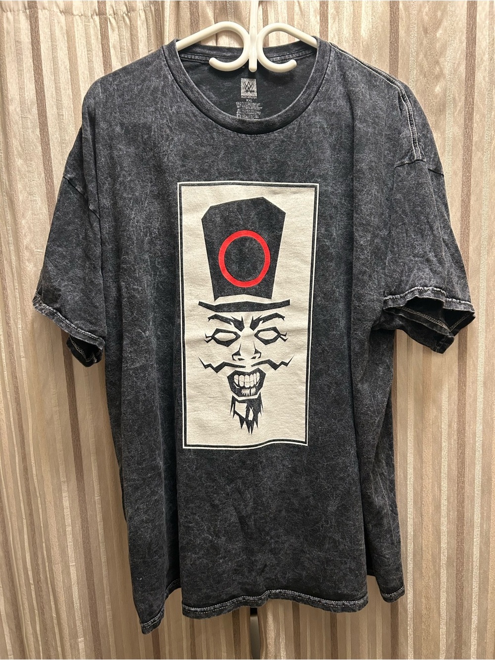 WWE Bray Wyatt Men’s Black/Gray Graphic Tee with Red Accent, Size XXL